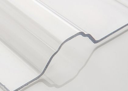 Translucent fiberglass roof panels have good environmental performance